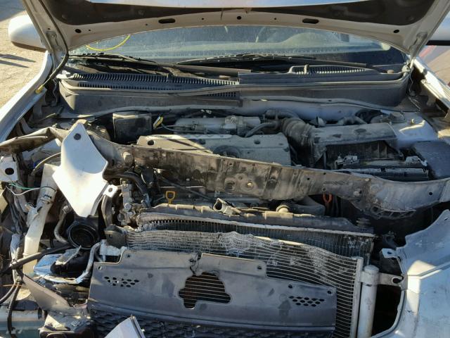 KNADE223496533711 - 2009 KIA RIO BASE SILVER photo 7