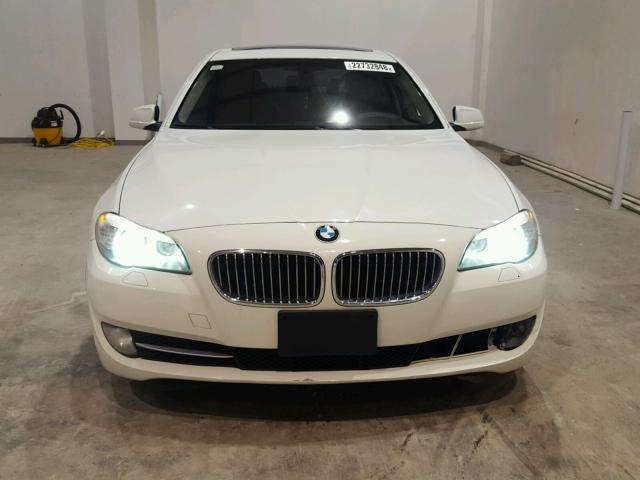 WBAXH5C54DD108791 - 2013 BMW 528 XI WHITE photo 10