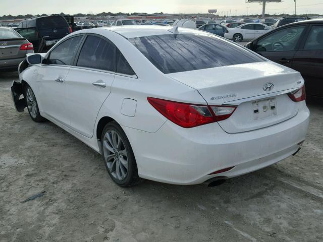 5NPEC4AB7BH316439 - 2011 HYUNDAI SONATA SE WHITE photo 3