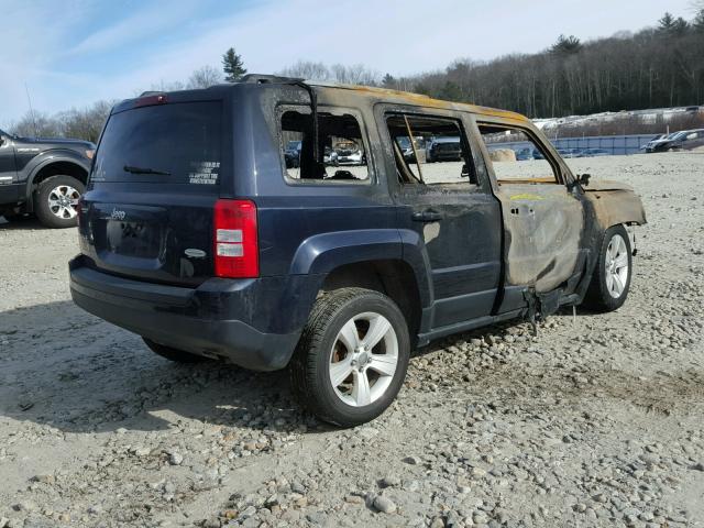 1J4NF1GB1BD226135 - 2011 JEEP PATRIOT SP BLUE photo 4