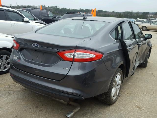 3FA6P0H71GR221825 - 2016 FORD FUSION SE GRAY photo 4