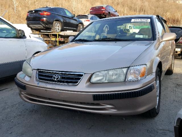 4T1BG22K91U799670 - 2001 TOYOTA CAMRY CE GOLD photo 2