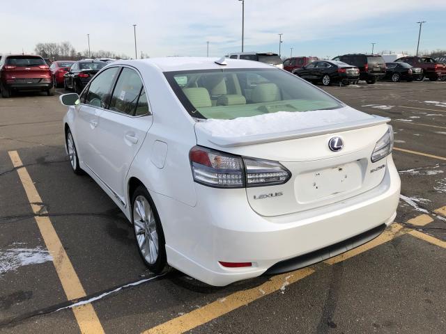 JTHBB1BA9A2031718 - 2010 LEXUS HS 250H WHITE photo 3