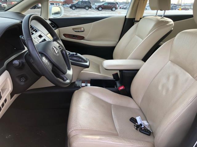 JTHBB1BA9A2031718 - 2010 LEXUS HS 250H WHITE photo 9