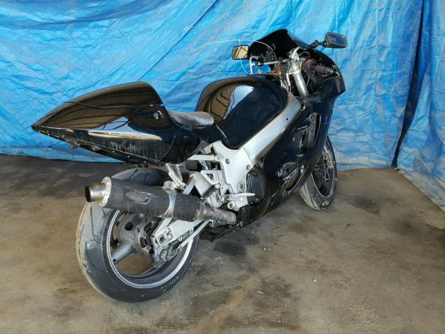 JS1GR7DA7T2102690 - 1996 SUZUKI GSX-R750 BLACK photo 4