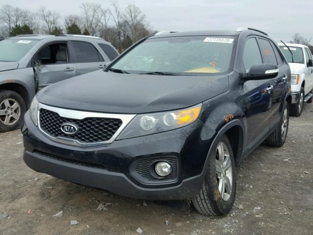 5XYKU3A6XCG242603 - 2012 KIA SORENTO EX BLACK photo 2