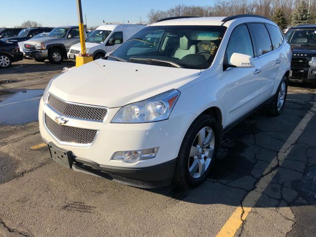 1GNKVLED5BJ161567 - 2011 CHEVROLET TRAVERSE L WHITE photo 2