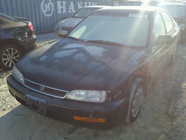 1HGCD5637TA295954 - 1996 HONDA ACCORD LX BLACK photo 2