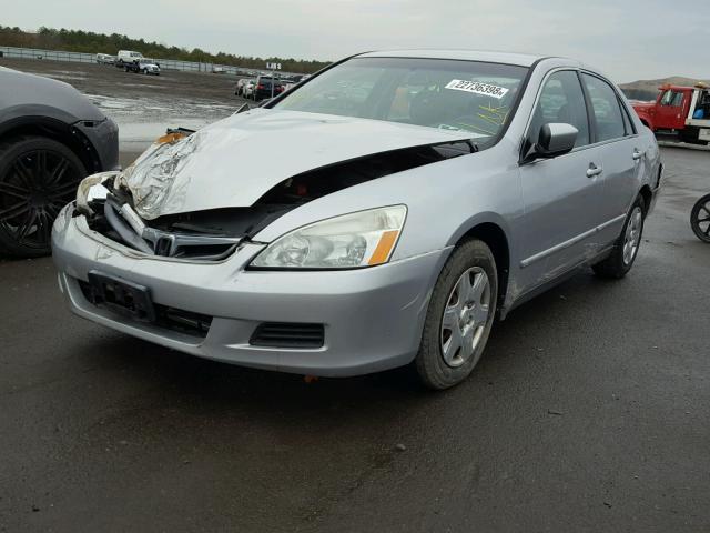 1HGCM56437A211417 - 2007 HONDA ACCORD LX GRAY photo 2