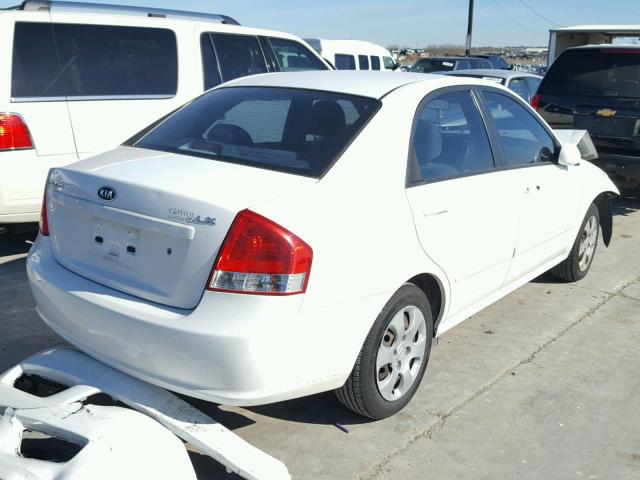 KNAFE221X95656846 - 2009 KIA SPECTRA EX WHITE photo 4