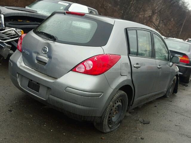 3N1BC13EX9L424558 - 2009 NISSAN VERSA S GRAY photo 4