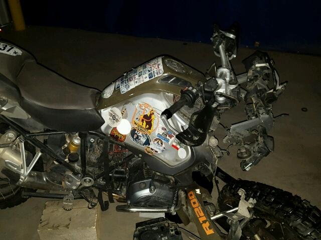 WB10A1204EZ095002 - 2014 BMW R1200 GREEN photo 5