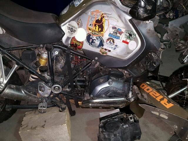 WB10A1204EZ095002 - 2014 BMW R1200 GREEN photo 7