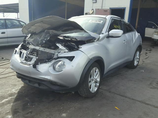 JN8AF5MV0GT660025 - 2016 NISSAN JUKE S SILVER photo 2