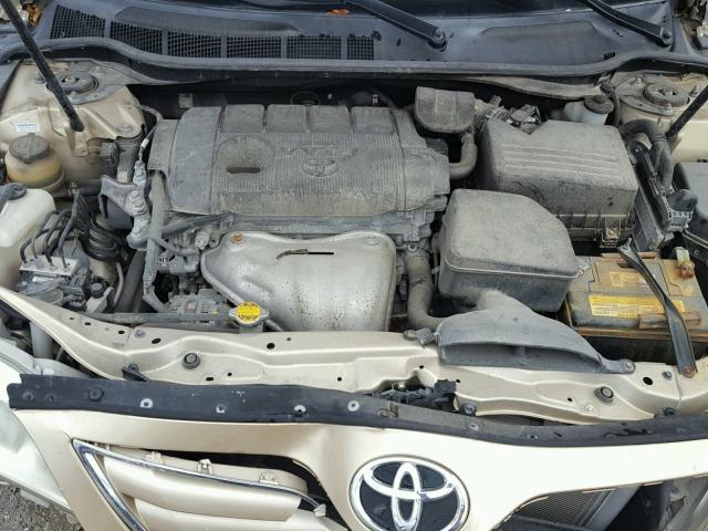 4T1BF3EK5BU655331 - 2011 TOYOTA CAMRY BASE GOLD photo 7