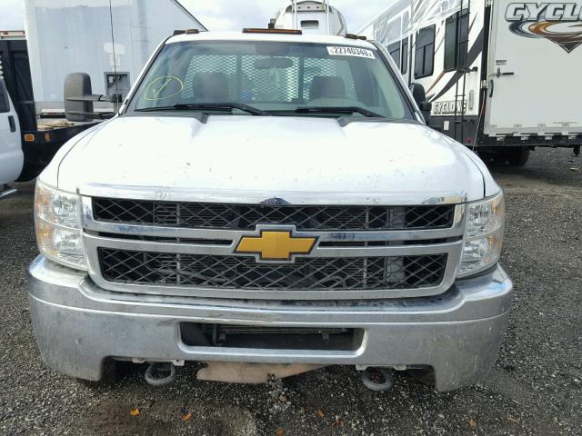 1GB3KZC85DF189569 - 2013 CHEVROLET SILVERADO WHITE photo 10