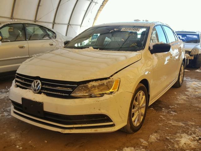 3VWD17AJ9FM284228 - 2015 VOLKSWAGEN JETTA SE WHITE photo 2