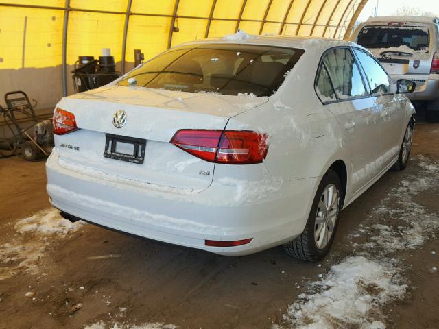 3VWD17AJ9FM284228 - 2015 VOLKSWAGEN JETTA SE WHITE photo 4