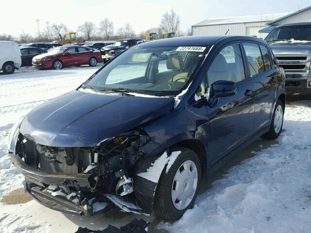 3N1BC13E28L442597 - 2008 NISSAN VERSA S BLUE photo 2