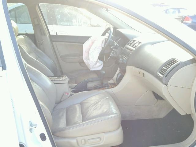 1HGCM66545A042116 - 2005 HONDA ACCORD EX WHITE photo 5