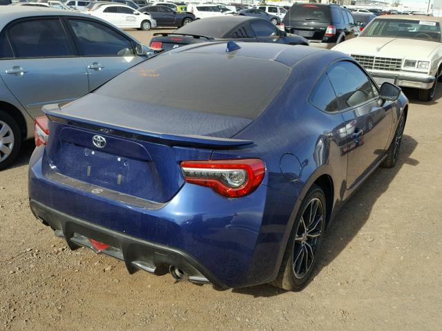 JF1ZNAA14H8704937 - 2017 TOYOTA 86 BASE BLUE photo 4