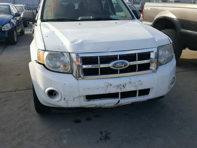 1FMCU49H58KB80041 - 2008 FORD ESCAPE HEV WHITE photo 9