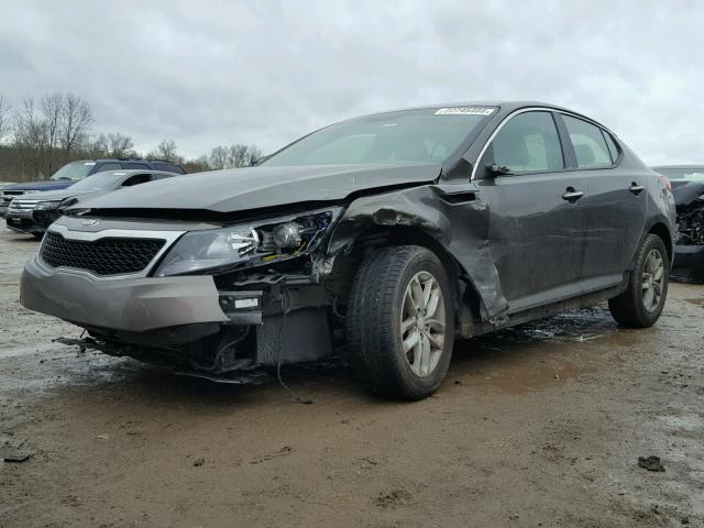 5XXGM4A72DG182259 - 2013 KIA OPTIMA LX BROWN photo 2