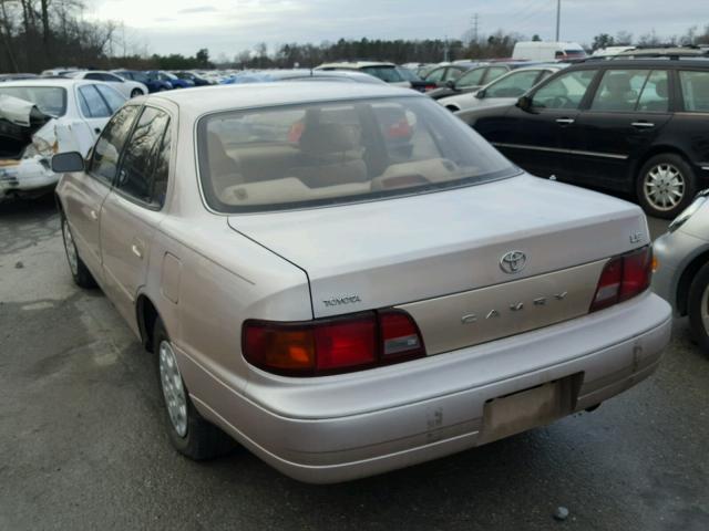 4T1SK12E3SU499823 - 1995 TOYOTA CAMRY LE ოქროსფერი ფოტო 3