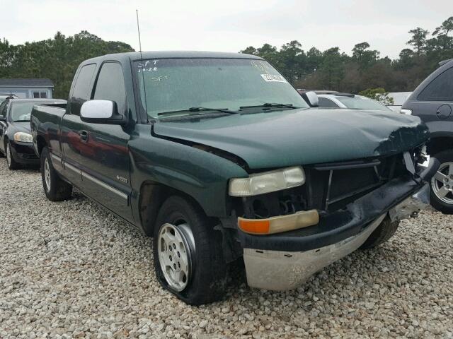 2GCEC19V821343972 - 2002 CHEVROLET SILVERADO GREEN photo 1