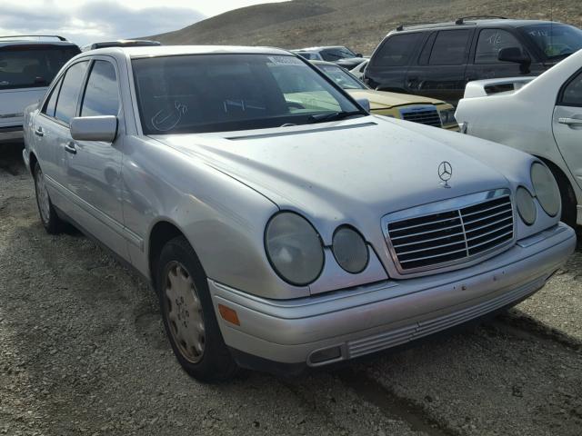 WDBJF65H2XA729253 - 1999 MERCEDES-BENZ E 320 SILVER photo 1