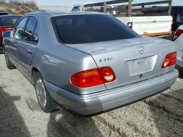 WDBJF65H2XA729253 - 1999 MERCEDES-BENZ E 320 SILVER photo 3