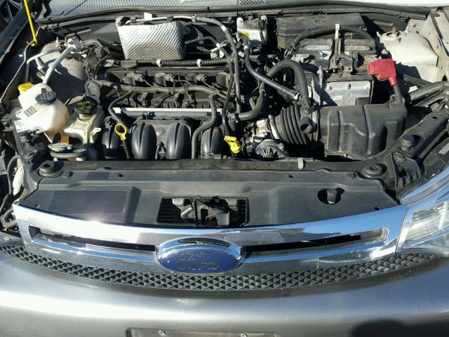 1FAHP33N88W276755 - 2008 FORD FOCUS SE GRAY photo 7