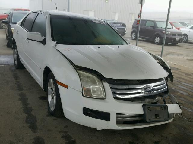 3FAHP07Z27R235096 - 2007 FORD FUSION SE WHITE photo 1