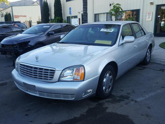 1G6KD54Y0YU256639 - 2000 CADILLAC DEVILLE SILVER photo 2