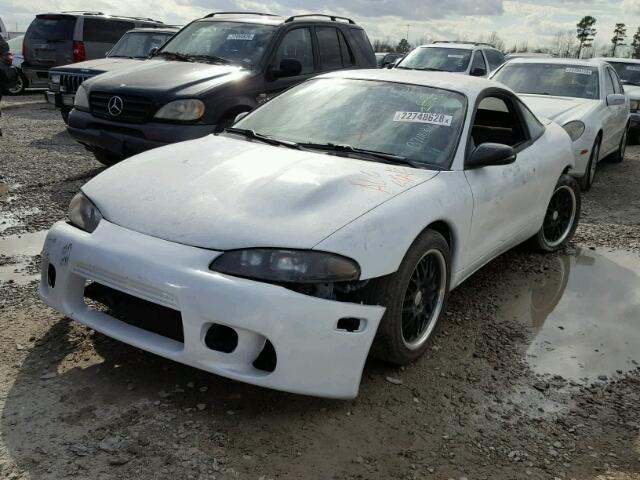 4A3AK34Y9WE077314 - 1998 MITSUBISHI ECLIPSE RS WHITE photo 2