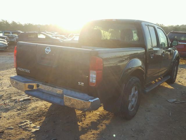 1N6AD07W75C412809 - 2005 NISSAN FRONTIER C BLACK photo 4