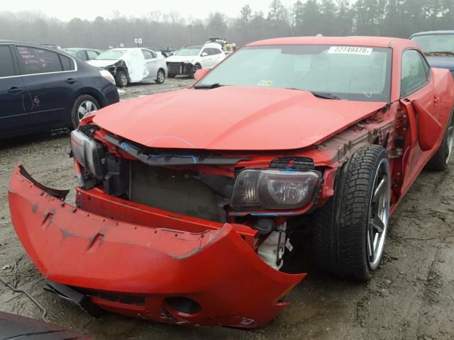 2G1FA1E39D9158986 - 2013 CHEVROLET CAMARO LS RED photo 2