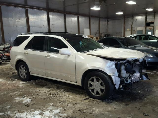 1GYEE637250144380 - 2005 CADILLAC SRX WHITE photo 9