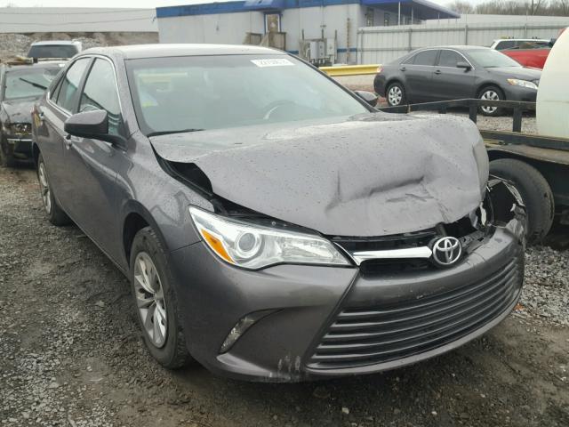 4T1BF1FKXGU554148 - 2016 TOYOTA CAMRY LE GRAY photo 1