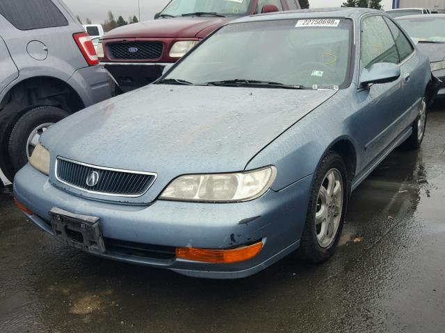 19UYA2259WL010250 - 1998 ACURA 3.0CL Blau Foto 2