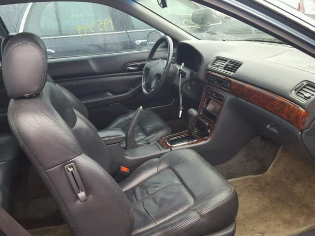 19UYA2259WL010250 - 1998 ACURA 3.0CL Blau Foto 5