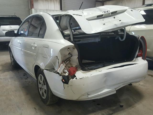 KMHCN46C29U343837 - 2009 HYUNDAI ACCENT GLS WHITE photo 3