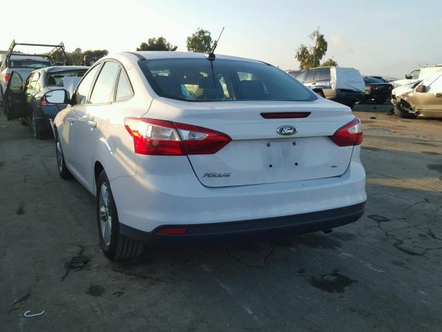 1FADP3F28EL442740 - 2014 FORD FOCUS SE WHITE photo 3