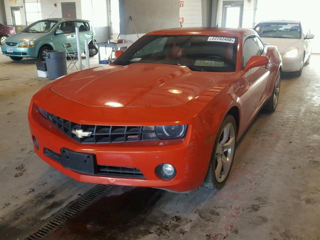 2G1FC1ED3B9111808 - 2011 CHEVROLET CAMARO LT ORANGE photo 2