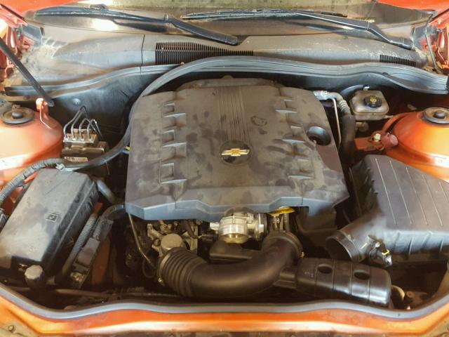 2G1FC1ED3B9111808 - 2011 CHEVROLET CAMARO LT ORANGE photo 7