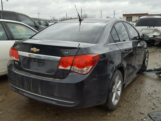 1G1PE5SB8D7282521 - 2013 CHEVROLET CRUZE LT BLACK photo 4