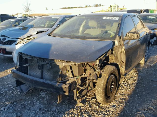 2T1BU4EE8DC006911 - 2013 TOYOTA COROLLA BA GRAY photo 2