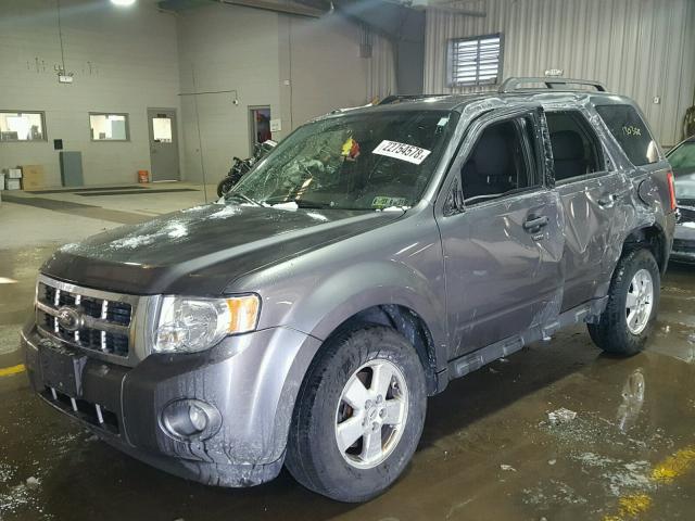 1FMCU0D74AKD43565 - 2010 FORD ESCAPE XLT GRAY photo 2