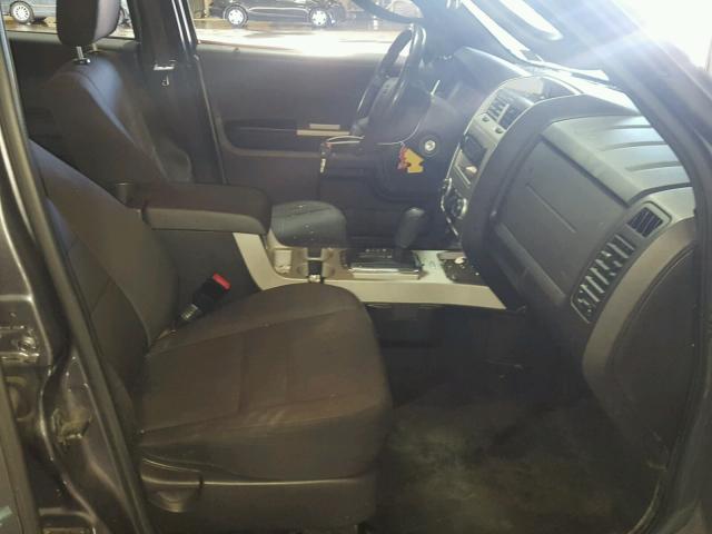 1FMCU0D74AKD43565 - 2010 FORD ESCAPE XLT GRAY photo 5