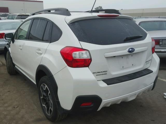 JF2GPABC8H8217690 - 2017 SUBARU CROSSTREK WHITE photo 3